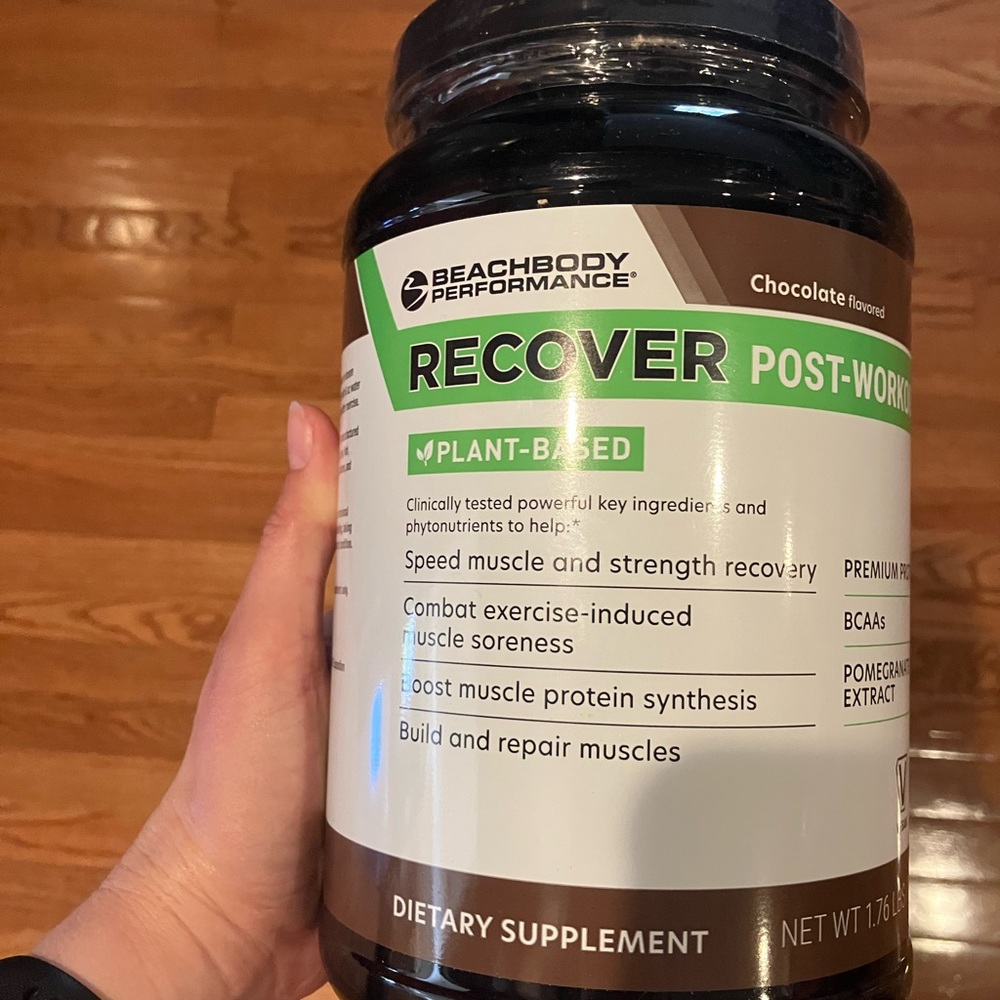 Beachbody plant based recover (chocolate)